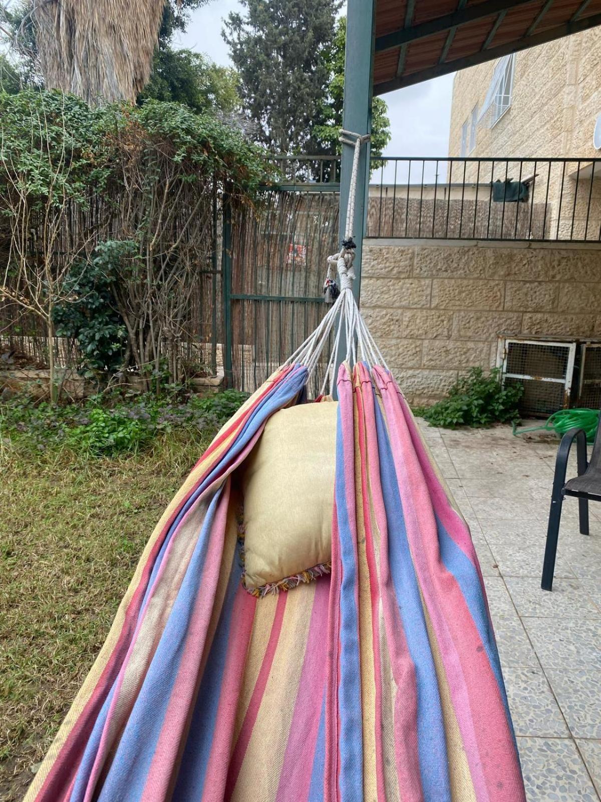 Apartamento דירת גן מרווחת במיקום מעולה עם נטפליקס חינמי Ma'ale Adumim Exterior foto